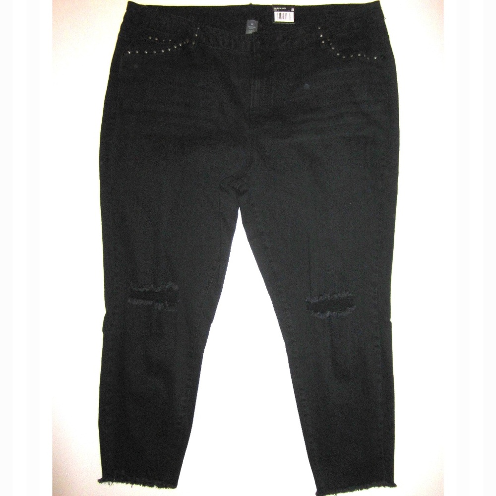 Massini PLUS 24 3X Black Studs‎ Ripped Skinny Jeans